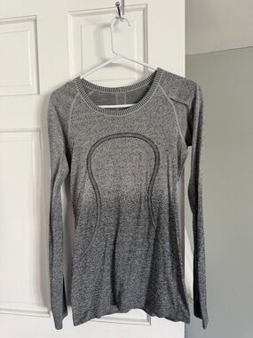 Lululemon Swiftly Tech Long Sleeve